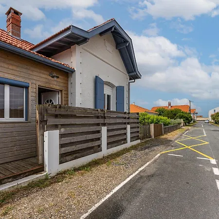 Maison Avec Jardin Clos, Proche Ocean Et Centre, Wifi, 7 Pers, Clim, Plancha, Non-fumeur - Fr-1-521-101