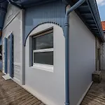 Hébergement de vacances Maison Avec Jardin Clos, Proche Océan Et Centre, Wifi, 7 Pers, Clim, Plancha, Non-fumeur - Fr-1-521-101