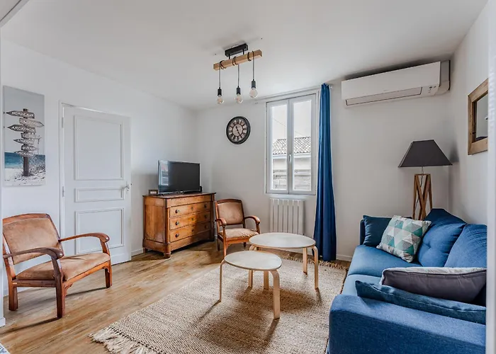 Vakantiehuis Maison Avec Jardin Clos, Proche Ocean Et Centre, Wifi, 7 Pers, Clim, Plancha, Non-fumeur - Fr-1-521-101 *